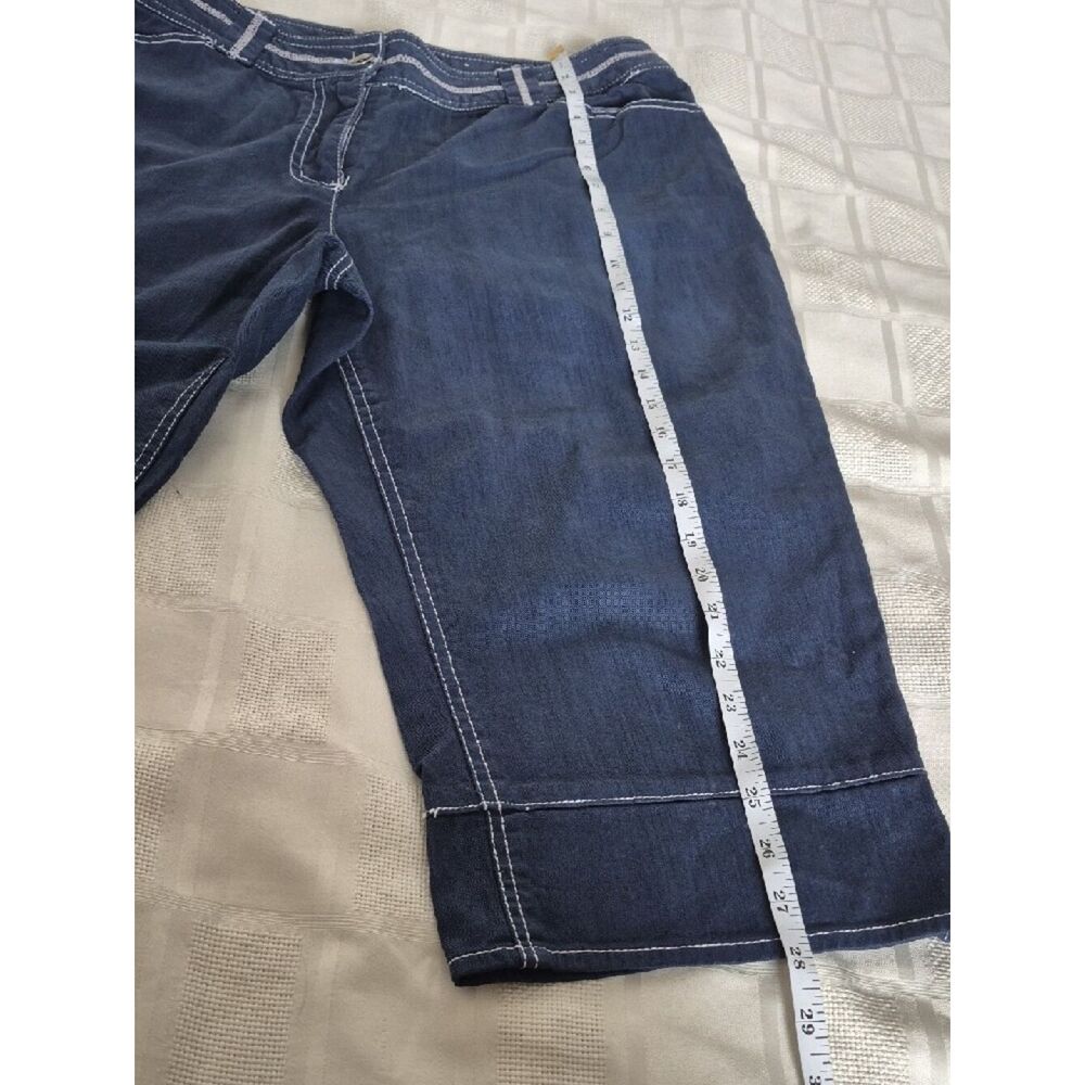 Women’s Dark Blue Cropped Jeans with Contrast Stitching - Picture 8 of 16